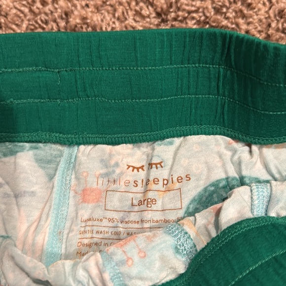 Little Sleepies- Men’s short set - Picture 2 of 4